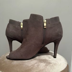 Liz Claiborne Peep Toe Stiletto Booties Size 10